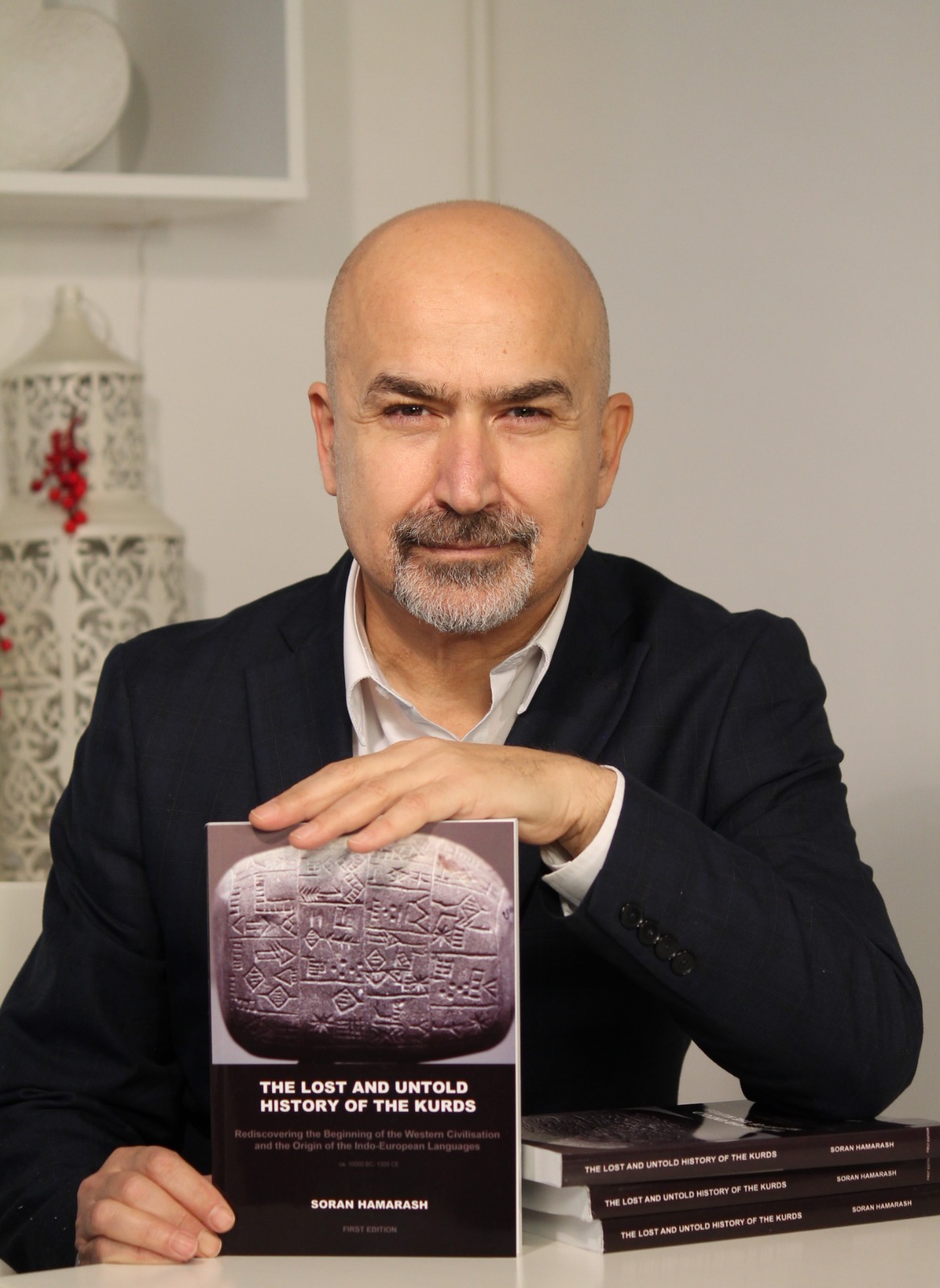 Book Revolutionary Insights of Soran Hamarash